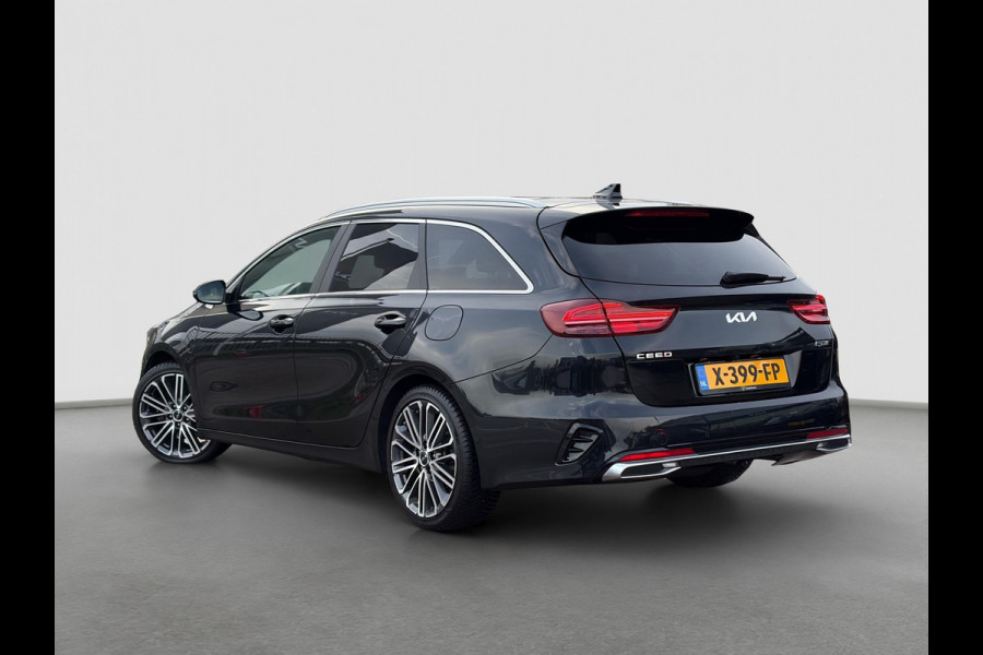 Kia Ceed Sportswagon 1.5 T-GDi GT-PlusLine Automaat | Panoramadak | Leder/Alcantara | Camera | Navi | Stuur-/Stoelverwarming | 18” Velgen | Clima | Key-Less | PDC | Cruise | LED |