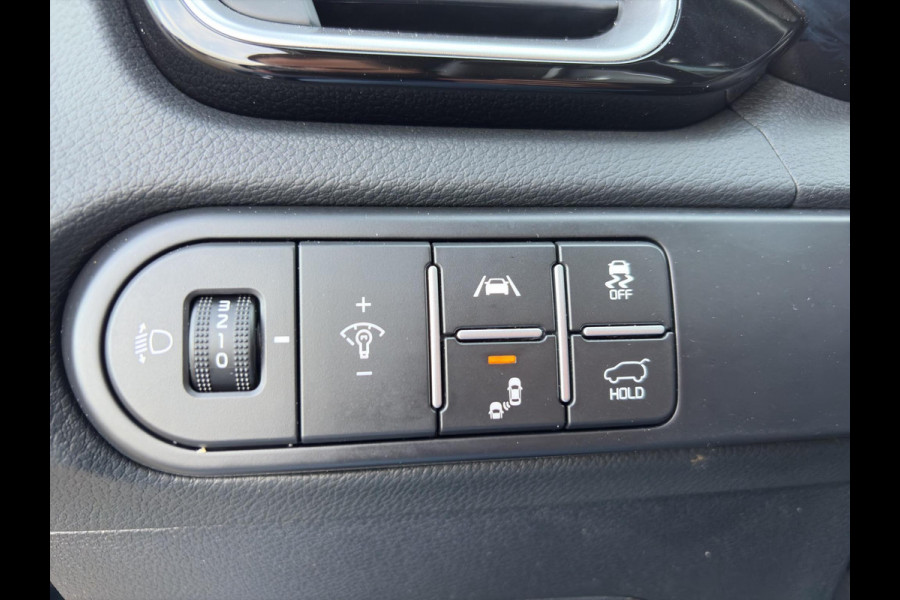 Kia Ceed Sportswagon 1.5 T-GDi GT-PlusLine Automaat | Panoramadak | Leder/Alcantara | Camera | Navi | Stuur-/Stoelverwarming | 18” Velgen | Clima | Key-Less | PDC | Cruise | LED |