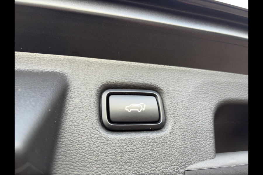 Kia Ceed Sportswagon 1.5 T-GDi GT-PlusLine Automaat | Panoramadak | Leder/Alcantara | Camera | Navi | Stuur-/Stoelverwarming | 18” Velgen | Clima | Key-Less | PDC | Cruise | LED |