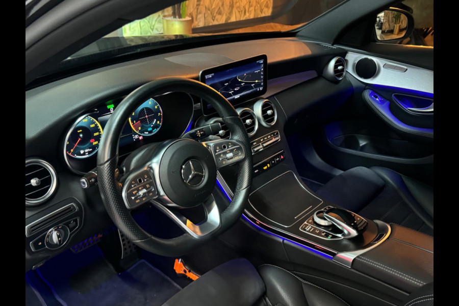 Mercedes-Benz C-Klasse 200 Business Solution AMG Garantie NAP Pano Camera PDC Cruise Digitale Cockpit Sfeer Clima Navi Rijklaar