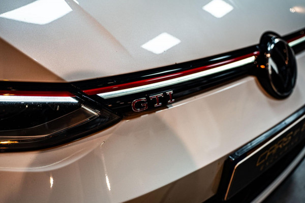 Volkswagen Golf 2.0 GTI|PANO|AUT|LEDER|IQLIGHT