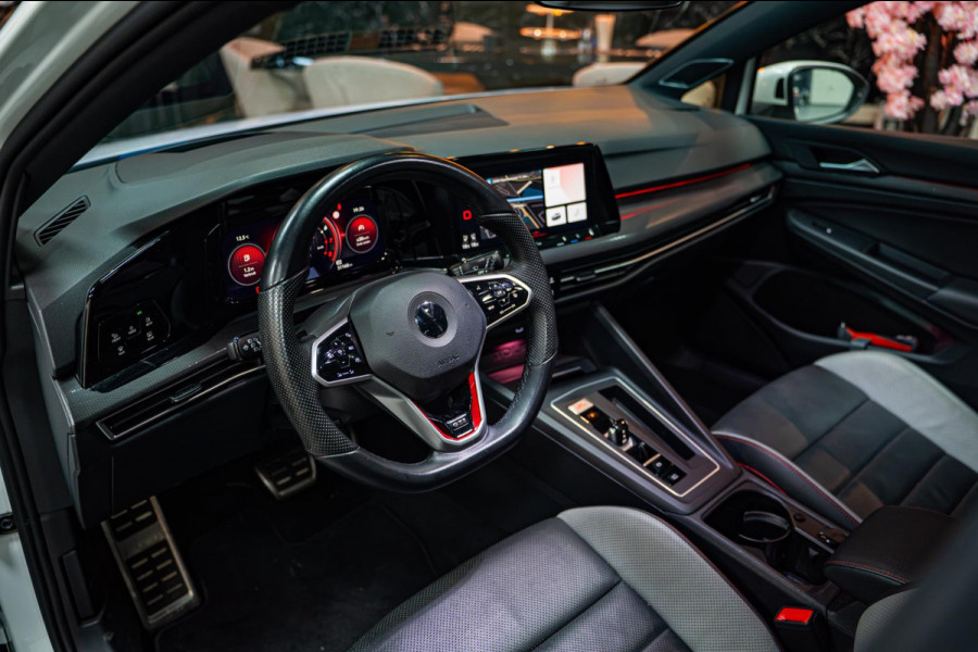 Volkswagen Golf 2.0 GTI|PANO|AUT|LEDER|IQLIGHT