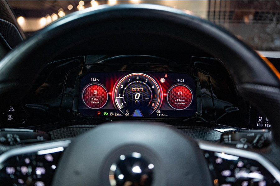 Volkswagen Golf 2.0 GTI|PANO|AUT|LEDER|IQLIGHT