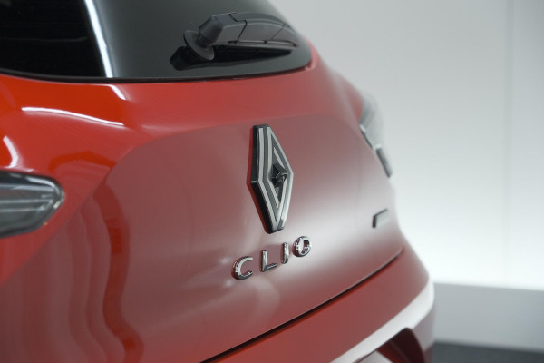 Renault Clio 1.6 E-Tech Full Hybrid 145 techno | 360 Camera | Adaptieve Cruise Control | Dodehoekdetectie | 9.3 Inch Groot Scherm