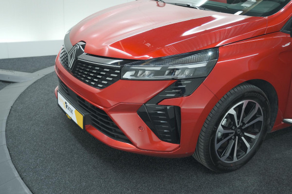 Renault Clio 1.6 E-Tech Full Hybrid 145 techno | 360 Camera | Adaptieve Cruise Control | Dodehoekdetectie | 9.3 Inch Groot Scherm