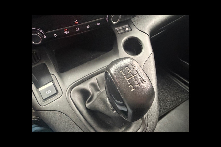 Citroën Berlingo 1.5 BlueHDI Club AIRCO I TREKHAAK I 1e EIGENAAR I COMPLETE ONDERHOUDSHISTORIE I APPLE CARPLAY I