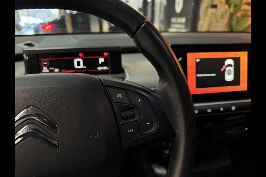 Citroën C4 Cactus 1.2 PureTech Shine Garantie NAP Trekhaak Pano StoelVW Carplay Camera Cruise Clima Navi PDC Led Rijklaar