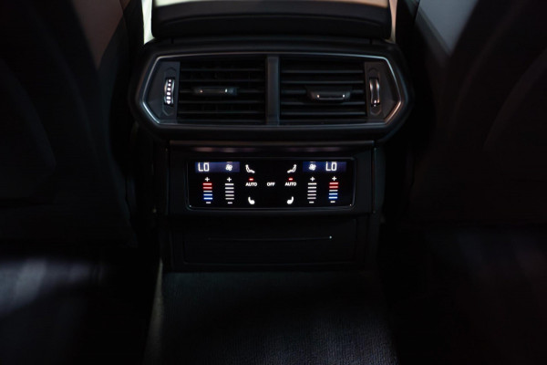 Lamborghini Urus MANSORY|FORGEDCARBON|WIDEBODY|FULLOPTION