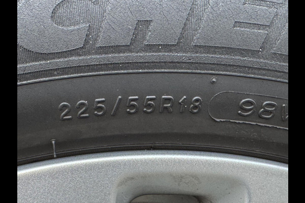 Opel Grandland X 1.2 Turbo Online Edition - 58.000 KM I Navigatie I Airco LED I PDC I Sport velgen I Dealer onderhouden