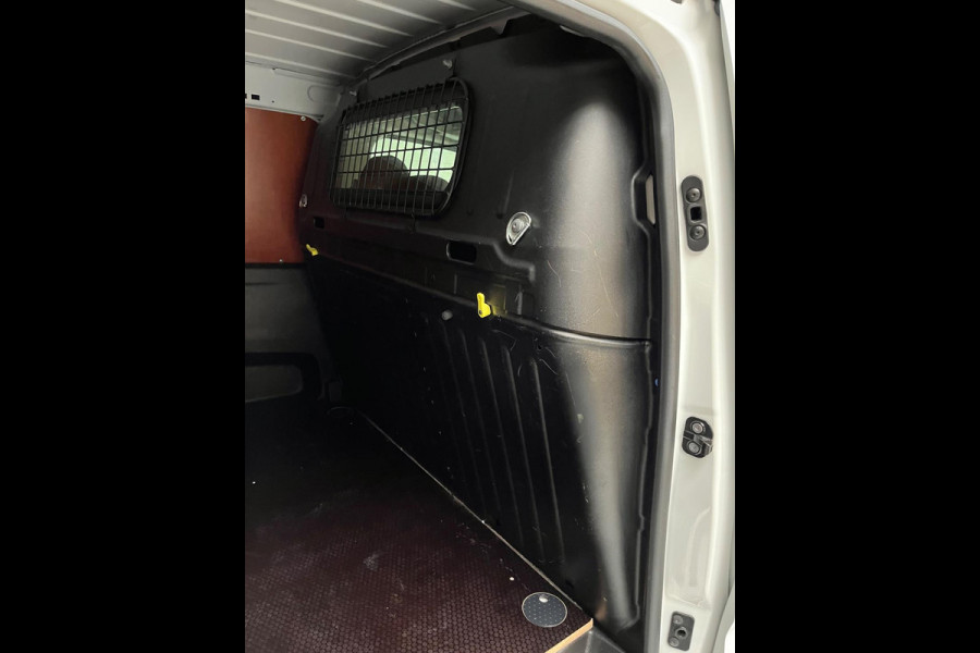 Citroën Berlingo AUTOMAAT-8 1.5 BlueHDI 131PK euro6 Club XL L2H1 3Persoons, Airco CruiseControl Navigatie Trekhaak, RIJKLAARPRIJS
