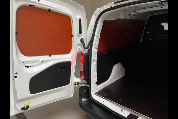 Citroën Berlingo AUTOMAAT-8 1.5 BlueHDI 131PK euro6 Club XL L2H1 3Persoons, Airco CruiseControl Navigatie Trekhaak, RIJKLAARPRIJS