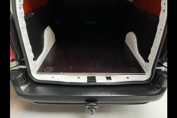 Citroën Berlingo AUTOMAAT-8 1.5 BlueHDI 131PK euro6 Club XL L2H1 3Persoons, Airco CruiseControl Navigatie Trekhaak, RIJKLAARPRIJS