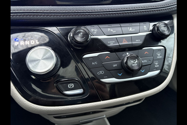 Chrysler Grand Voyager 3.6 V6 LIMITED - PANO - DVD - NAVI - 360 - LPG - ACC