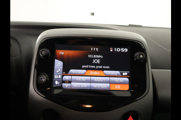 Toyota Aygo 1.0 VVT-i X-Joy | Apple Carplay & AndroidAUTO | Climate Control | 1e eigenaar | Dealer onderhouden