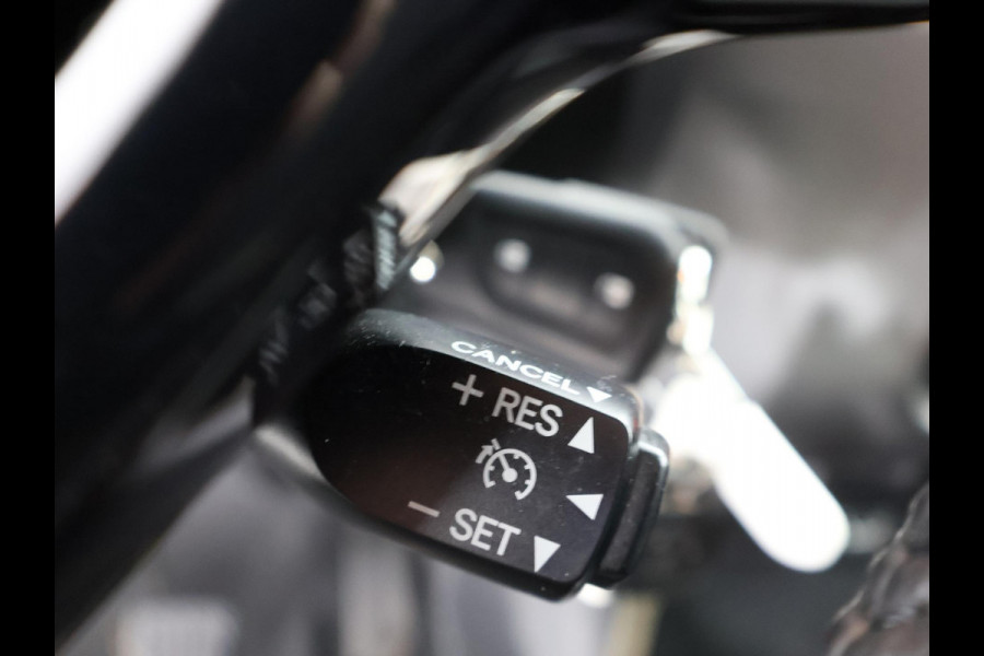 Toyota Aygo 1.0 VVT-i X-Joy | Apple Carplay & AndroidAUTO | Climate Control | 1e eigenaar | Dealer onderhouden