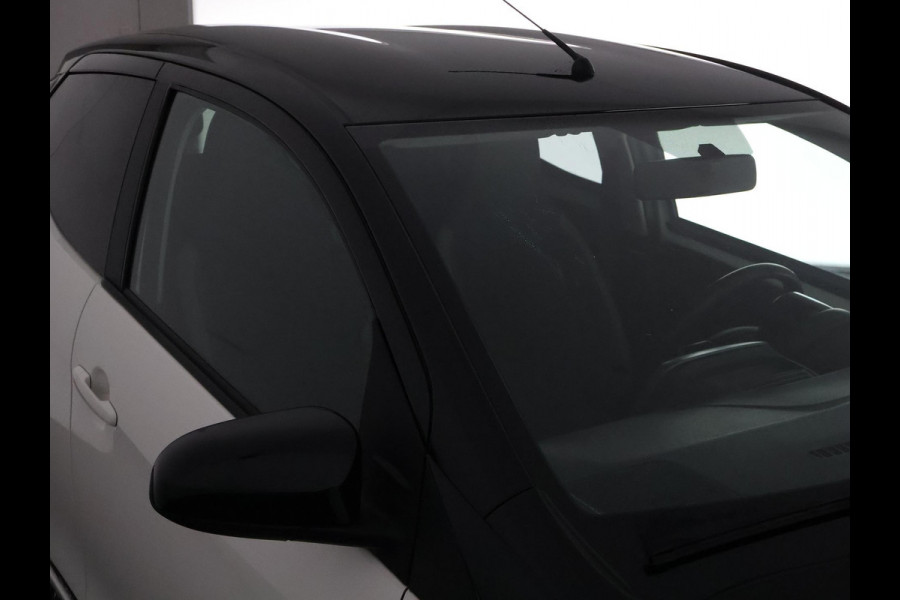 Toyota Aygo 1.0 VVT-i X-Joy | Apple Carplay & AndroidAUTO | Climate Control | 1e eigenaar | Dealer onderhouden