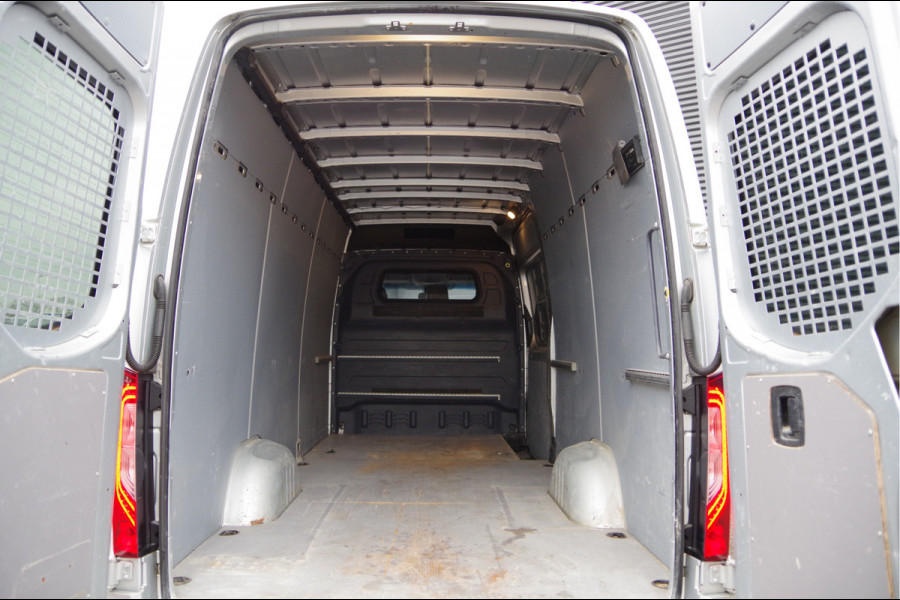 Mercedes-Benz Sprinter 319 3.0 CDI V6 L3H2 AUT. LED, LEDER, 3.5T TREKHAAK, MBUX 10'', 360 CAMERA, NAVI, CRUISE, CLIMA
