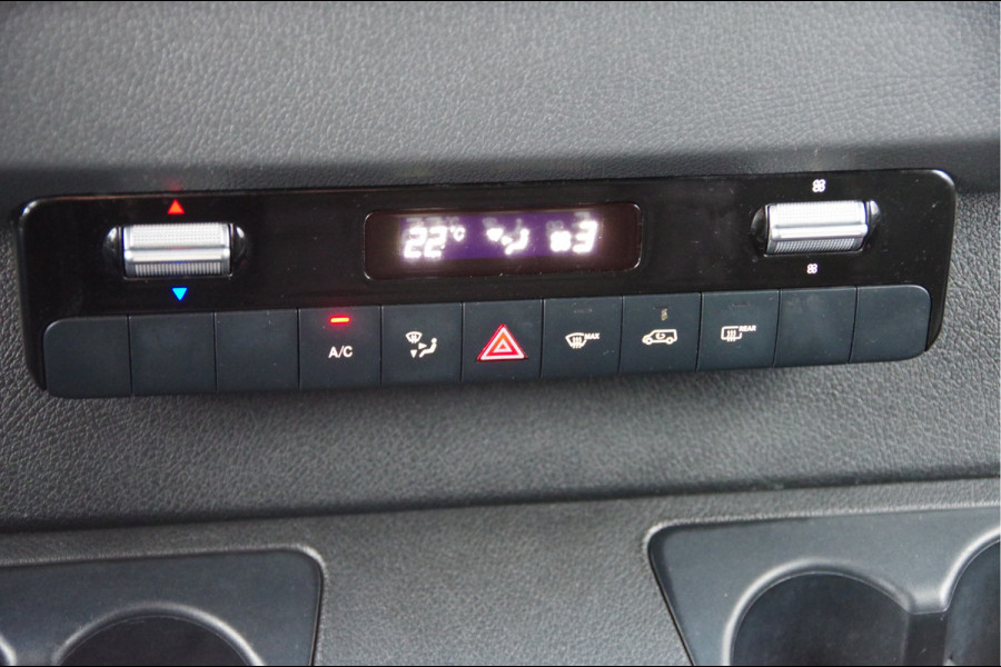 Mercedes-Benz Sprinter 319 3.0 CDI V6 L3H2 AUT. LED, LEDER, 3.5T TREKHAAK, MBUX 10'', 360 CAMERA, NAVI, CRUISE, CLIMA