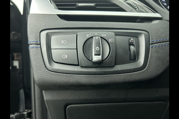 BMW X2 SDrive20i High Executive M-Sport (Dealer OndH, Panorama, StoelV, Navi Pro, Kuipstoelen, Parkeerhulp, Etc)