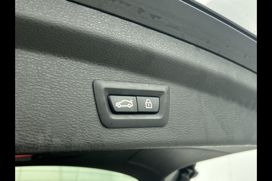 BMW X2 SDrive20i High Executive M-Sport (Dealer OndH, Panorama, StoelV, Navi Pro, Kuipstoelen, Parkeerhulp, Etc)