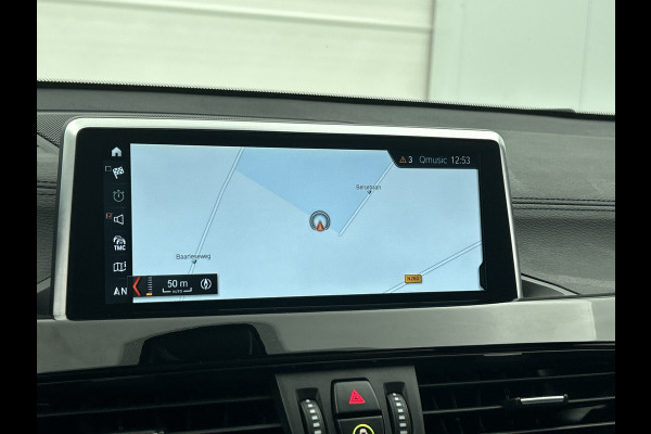 BMW X2 SDrive20i High Executive M-Sport (Dealer OndH, Panorama, StoelV, Navi Pro, Kuipstoelen, Parkeerhulp, Etc)