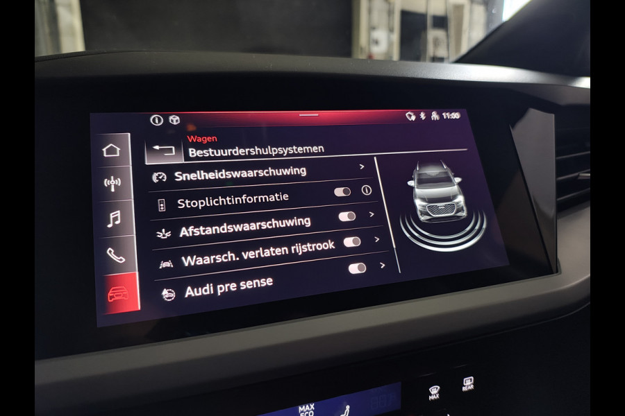 Audi Q4 e-tron 35 Launch Edition LED 20"LM Apple Carplay Android Auto Navi Audi Connect Ecc Audi Phone Box Stoelverwarming Pdc Cruise Control 55kWh Elek.Achterklep Privacy Glas E-sound luidspr v Keyless-Go Origineel Nederlandse Auto