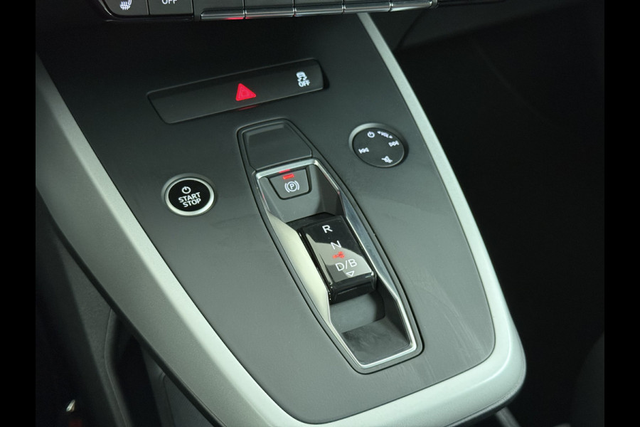 Audi Q4 e-tron 35 Launch Edition LED 20"LM Apple Carplay Android Auto Navi Audi Connect Ecc Audi Phone Box Stoelverwarming Pdc Cruise Control 55kWh Elek.Achterklep Privacy Glas E-sound luidspr v Keyless-Go Origineel Nederlandse Auto