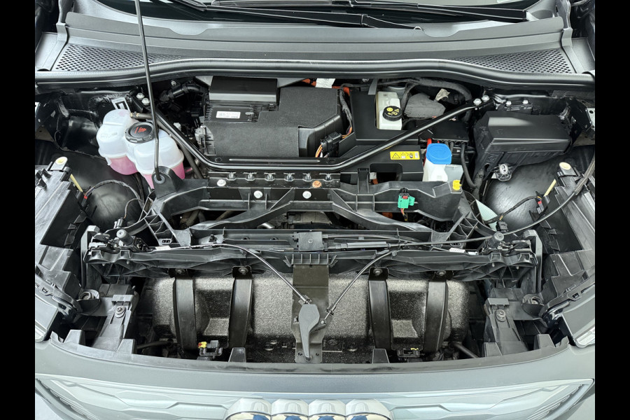 Audi Q4 e-tron 35 Launch Edition LED 20"LM Apple Carplay Android Auto Navi Audi Connect Ecc Audi Phone Box Stoelverwarming Pdc Cruise Control 55kWh Elek.Achterklep Privacy Glas E-sound luidspr v Keyless-Go Origineel Nederlandse Auto