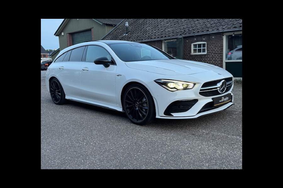 Mercedes-Benz CLA-Klasse Shooting Brake AMG 35 4MATIC Premium Plus PANO NIGHT LEER SFEER LED 51000KM!!!