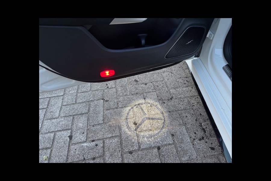 Mercedes-Benz CLA-Klasse Shooting Brake AMG 35 4MATIC Premium Plus PANO NIGHT LEER SFEER LED 51000KM!!!