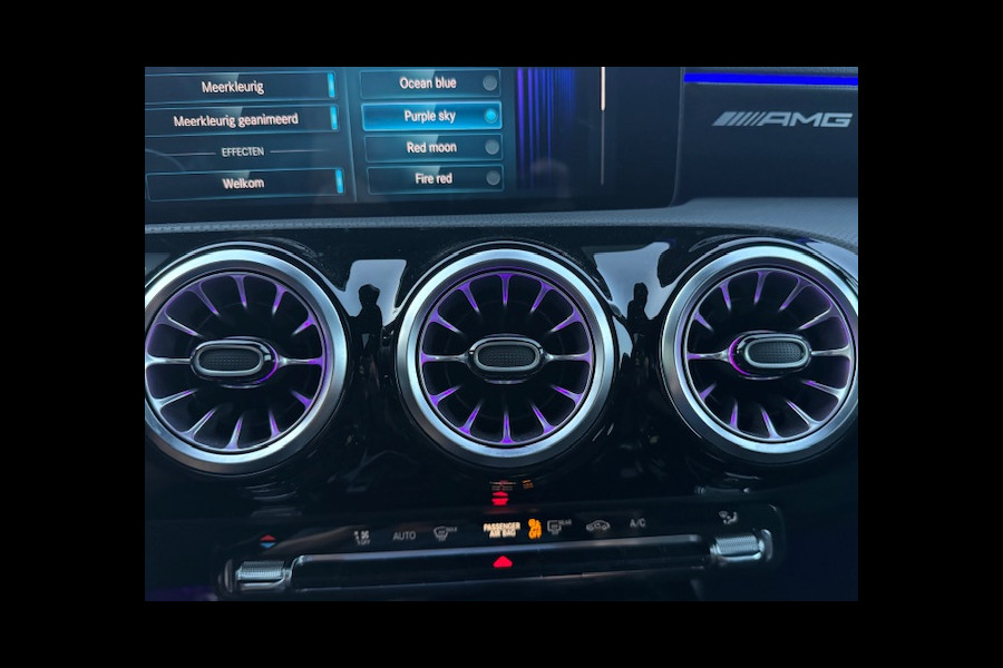 Mercedes-Benz CLA-Klasse Shooting Brake AMG 35 4MATIC Premium Plus PANO NIGHT LEER SFEER LED 51000KM!!!