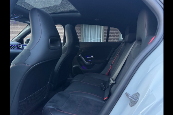 Mercedes-Benz CLA-Klasse Shooting Brake AMG 35 4MATIC Premium Plus PANO NIGHT LEER SFEER LED 51000KM!!!