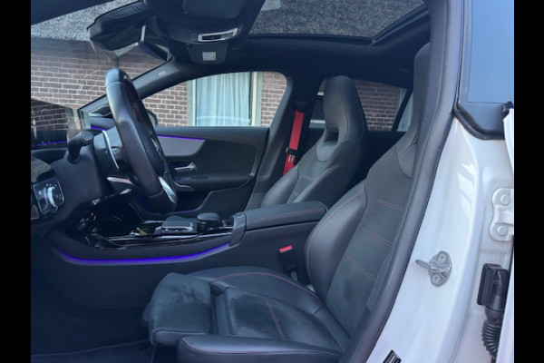Mercedes-Benz CLA-Klasse Shooting Brake AMG 35 4MATIC Premium Plus PANO NIGHT LEER SFEER LED 51000KM!!!