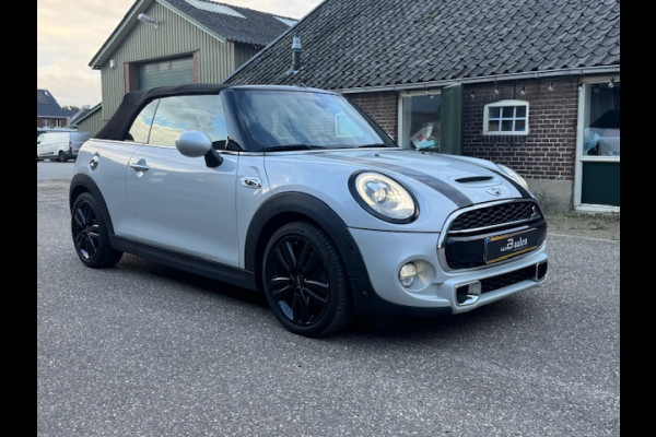 MINI Cabrio 2.0 Cooper S 192Pk JCW AUTOMAAT XENON UNION JACK NAVI ECC 96000KM!!!