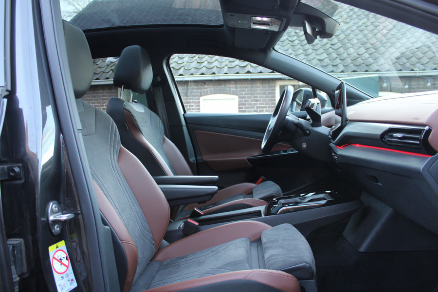 Volkswagen ID.4 Tech 77 kWh SOh 91% PANO CAMERA MASSAGE 126000KM!!!