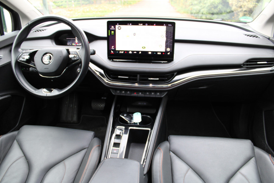 Škoda ENYAQ iV 80 First Edition LEER PANO SOH 93% CRYSTAL LED