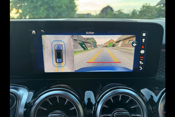 Mercedes-Benz EQB 350 4MATIC 71 kWh **VERKOCHT!!**