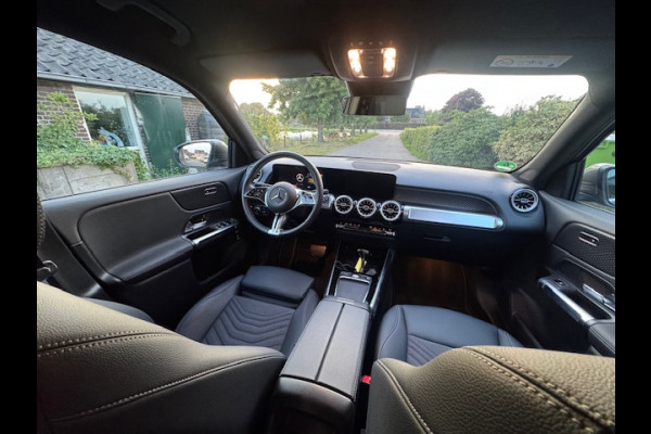 Mercedes-Benz EQB 350 4MATIC 71 kWh **VERKOCHT!!**