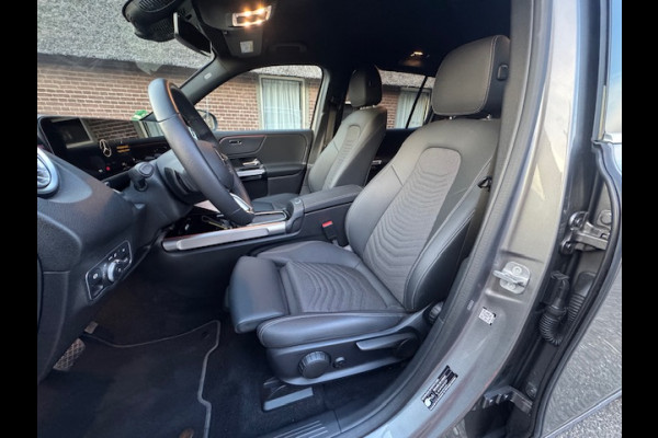 Mercedes-Benz EQB 350 4MATIC 71 kWh **VERKOCHT!!**
