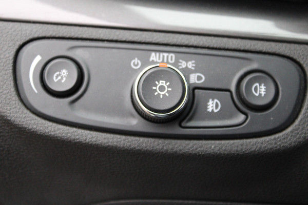 Opel Mokka X 1.4 Turbo Innovation LEER NAVI XENON LED 140Pk 194000KM!!!