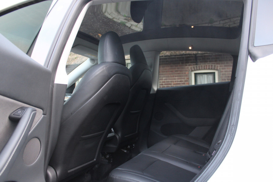Tesla Model Y Long Range AWD **VERKOCHT!!**