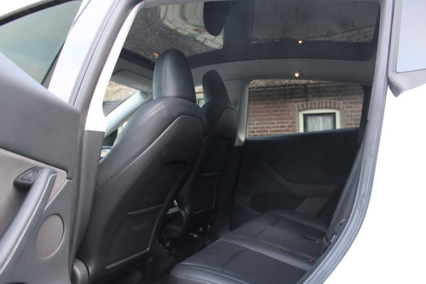 Tesla Model Y Long Range AWD **VERKOCHT!!**