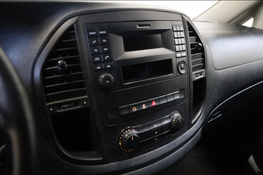 Mercedes-Benz Vito 114 CDI LANG AUT GRIJS CRUISE CONTROL CLIMA/AIRCO NAVI PDC TREKHAAK 3ZITS Lease v/a €88,- p.m. INRUIL MOGELIJK