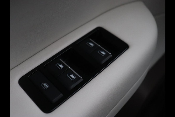 Aiways U5 63kWh Showroom | Adpative cruise | Leder | 360 Camera | Full LED | Keyless | Parkeerhulp | 19'' | Digital Cockpit | Climate control | Elektrische stoelen