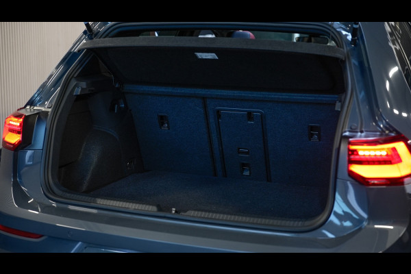 Volkswagen Golf 2.0 TSI GTI PANO/HARMAN KARDON/HUD/KEYLESS/MEMORY/DEALERONDERHOUDEN/STOELVERKOELING/CARPLAY/SFEERVERLICHTING/VOL!