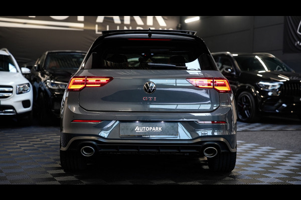 Volkswagen Golf 2.0 TSI GTI PANO/HARMAN KARDON/HUD/KEYLESS/MEMORY/DEALERONDERHOUDEN/STOELVERKOELING/CARPLAY/SFEERVERLICHTING/VOL!