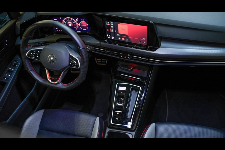 Volkswagen Golf 2.0 TSI GTI PANO/HARMAN KARDON/HUD/KEYLESS/MEMORY/DEALERONDERHOUDEN/STOELVERKOELING/CARPLAY/SFEERVERLICHTING/VOL!