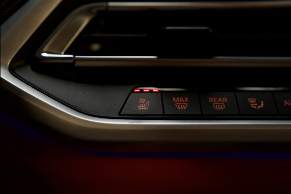 BMW X6 M Competition 625PK/CARBON/MASSAGE/360CAM/PANO/HUD/BOWERS&WILKINS/BOMVOL!