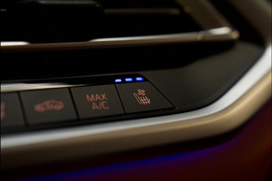 BMW X6 M Competition 625PK/CARBON/MASSAGE/360CAM/PANO/HUD/BOWERS&WILKINS/BOMVOL!