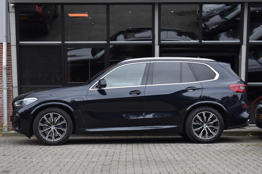 BMW X5 xDrive45e High Executive M HUD Pano Laser Stoelkoeling 360C